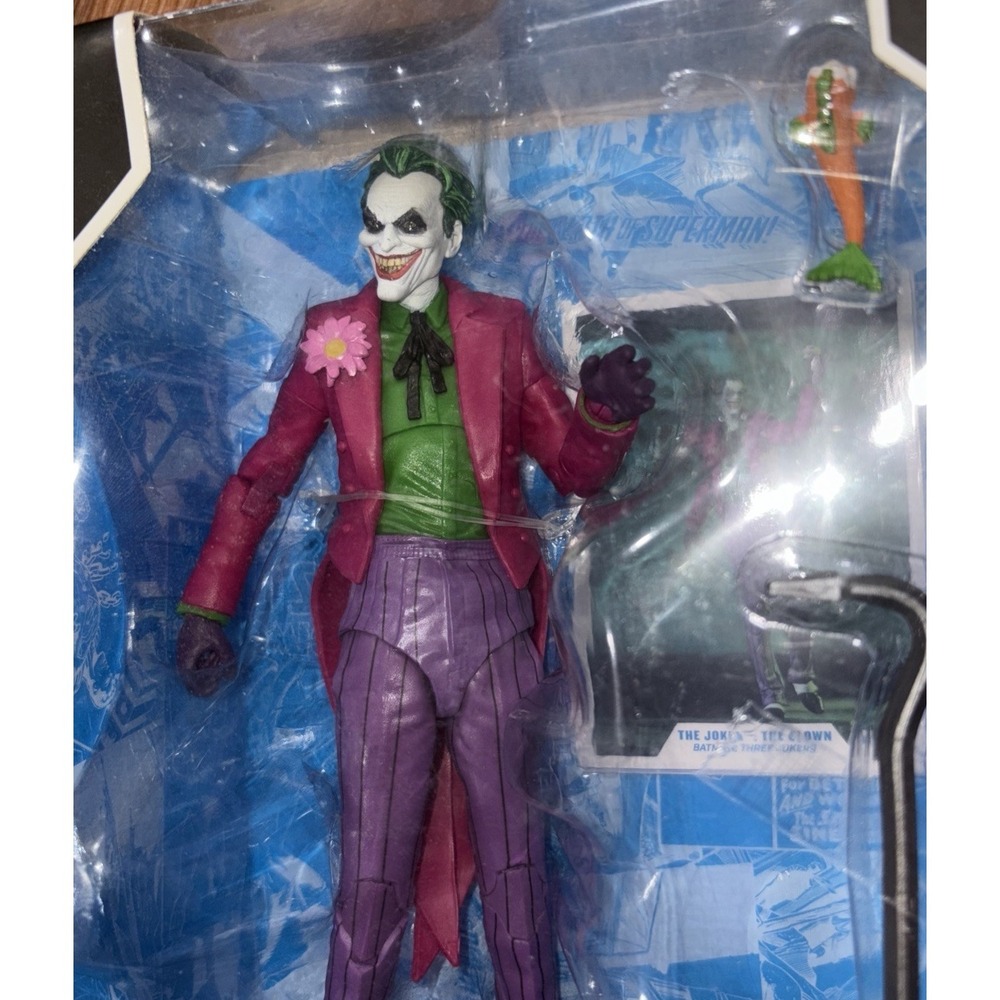Joker The Clown Figure 7 Inch DC Multiverse Batman Three Jokers New - Picture 13 of 15